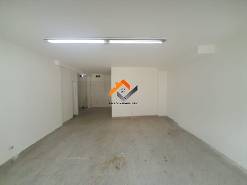 Local disponible para Arriendo en Medellin con un valor de $3,000,000 código 295